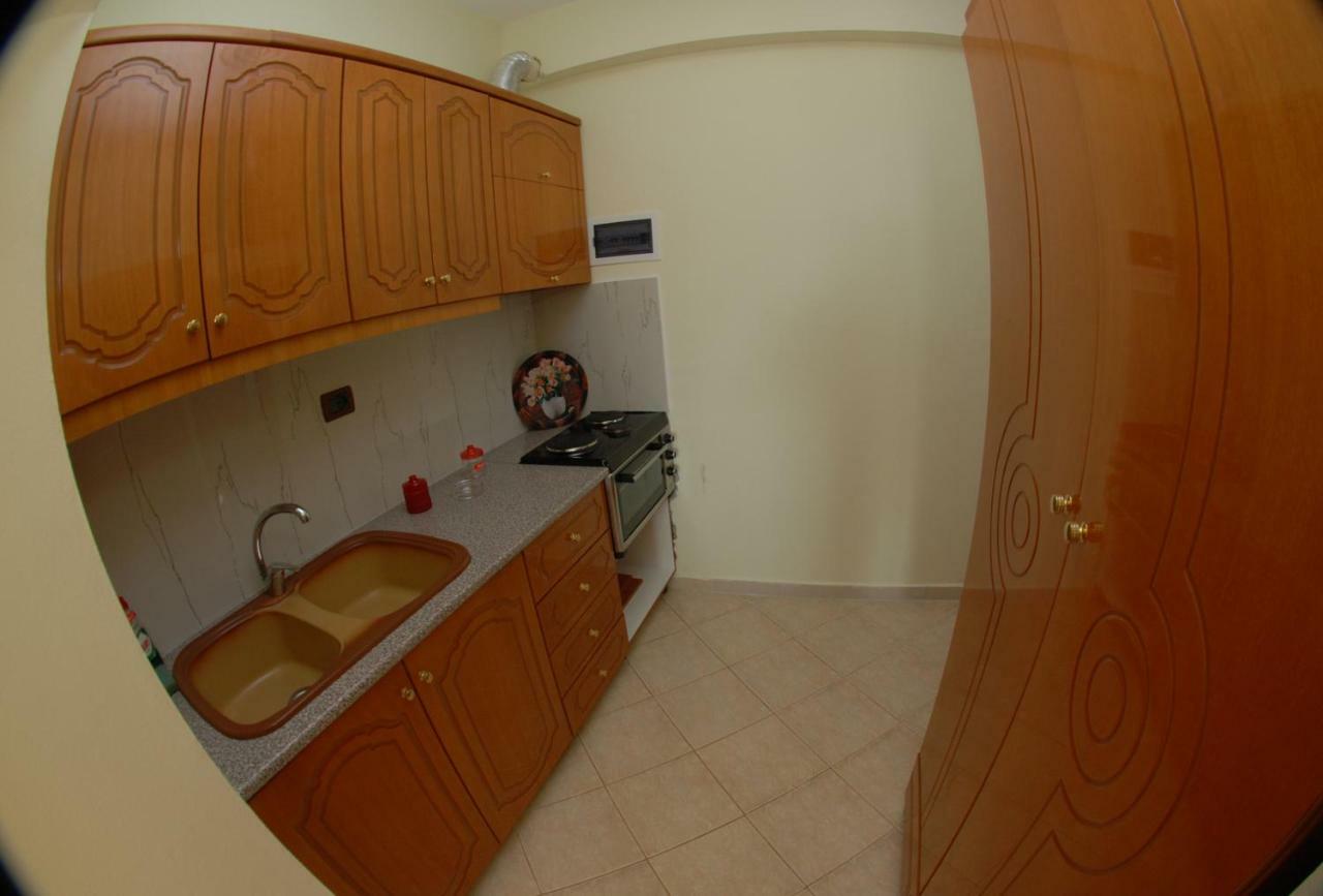 Rama Apartments Sarandë Exterior foto